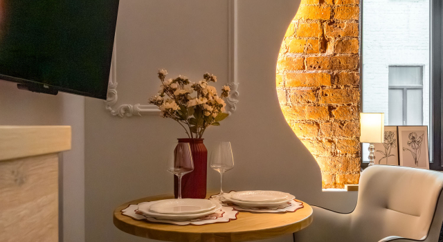 Ddvukhurovnevaya studiya Apart Komfort | 4 chel | Bolshoi Teatr | Konditsioner | m. Pushkinskaya Apartments, Rezervovat Apartmán Hotely v Moskva s parkováním, poblíž Lenkom Theatre, Parkování