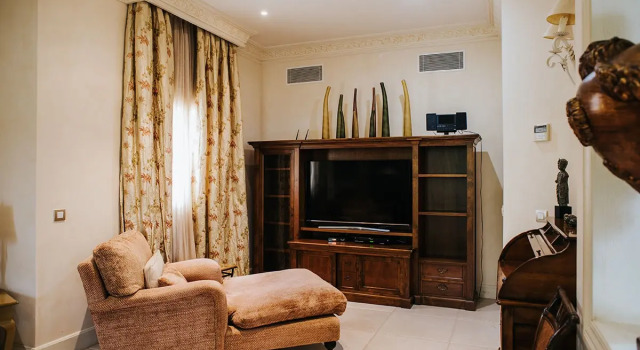 Luxury King Villa Apartments, Prenota Appartamento Hotel a Tenerife con piscina, Piscina