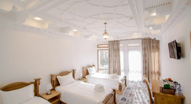 Трёхместный номер Superior с красивым видом из окна Premium Hotel Labi Rud