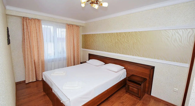 Четырёхместный номер Comfort Отель Goldleo