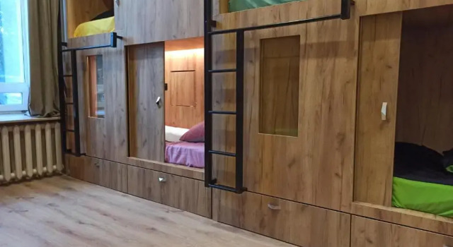 Капсула Хостел Rooms