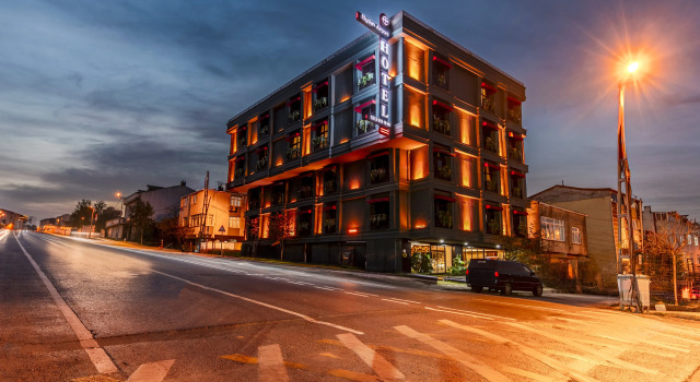 Hotel Elysian Airport