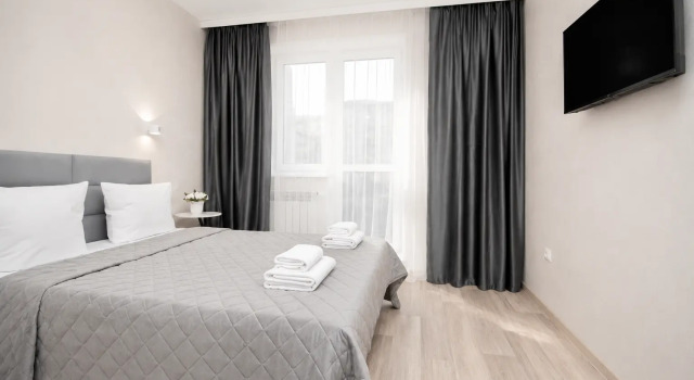 Four Seasons Shikarnaya Studiya S Prekrasnym Vidom Flat, Réserver Appartement Novy Ourengoï 