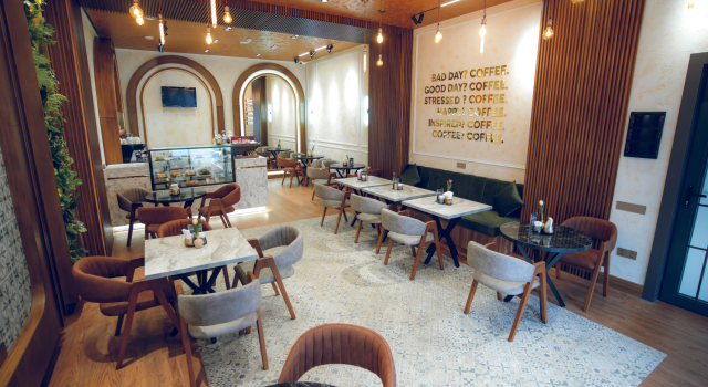 Momentum Baku Hotel, Book Hotel Baku Azerbaijan