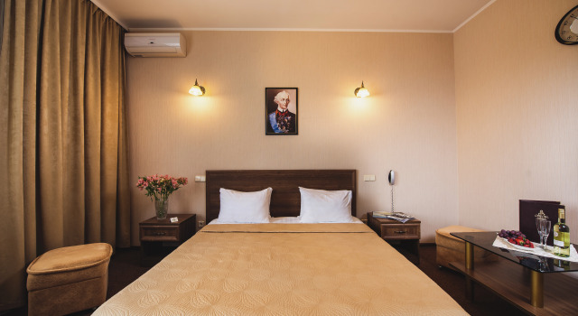 Superior Dvoulůžkový s manželskou postelí Junior Suite Admiral Guest House