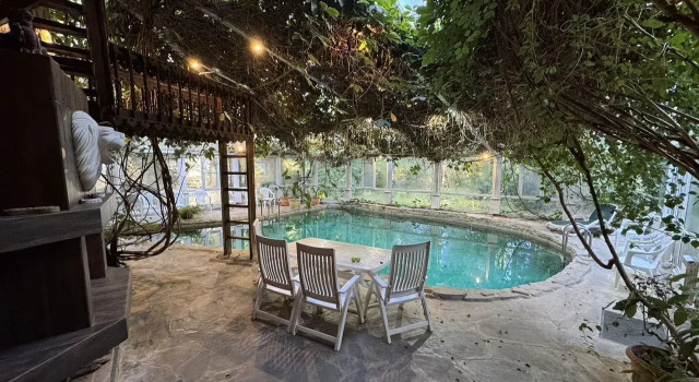 S Basseynom I Privatnoy Territoriey Private house, Boek Vakantiehuis  