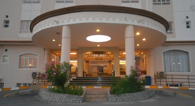 Nizwa Hotel Apartments, Book Apartment Hotels in Ad Dakhiliyah with Parking, Parking