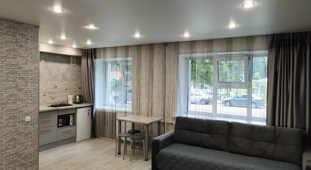 Studiya V Tsentre Goroda S Vidom Na Volzhskiy Park Flat, Prenota Appartamento Rybinsk 
