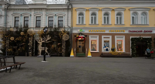 Отель IQHotel
