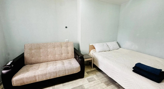 Uyutnaya Studiya V Tikhom Rayone Okinina 7 Flat, Prenota Appartamento Cherepovets 
