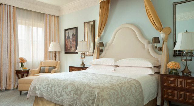 Двухместный люкс Делюкс с видом на внутренний двор Отель Four Seasons Lion Palace St. Petersburg