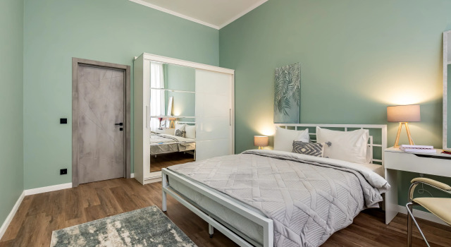 Апартаменты Sergeew Apartments двухкомнатный Люкс с видом на набережную Фонтанки