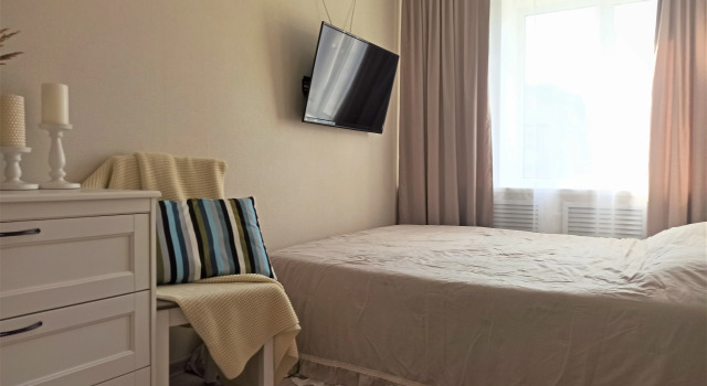 Uyutnaya V Pushkinskikh Gorakh Flat, Rezerwuj Apartament Hotele w Obwód pskowski z parkingiem, Parking