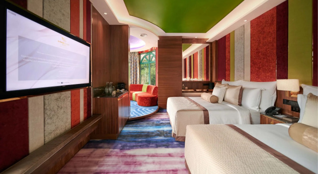 Люкс Family Fun Sunway Resort Hotel
