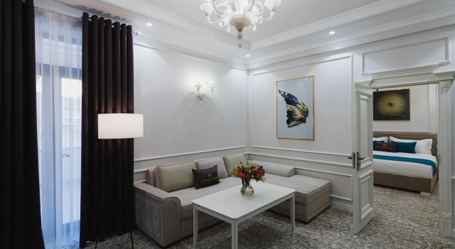 O podwyższonym standardzie suite z widokiem Hotel Zarafshon Parkside Hotel