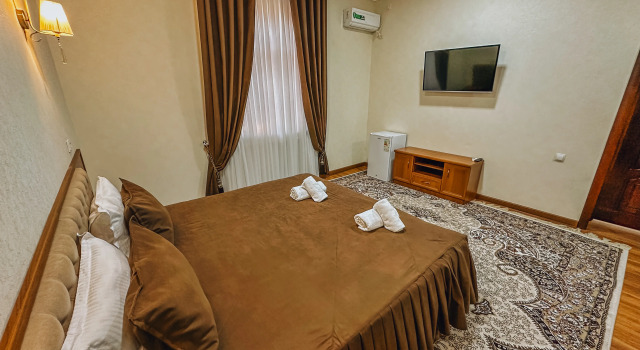 Люкс Superior Отель Pakhlavon Hotel