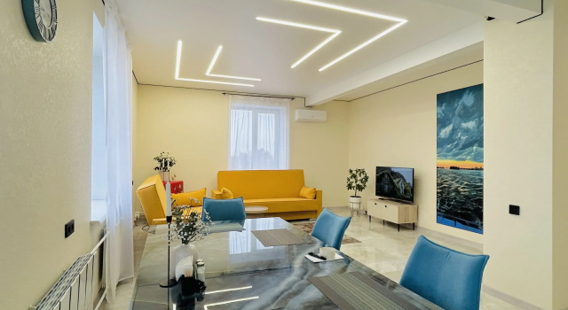 Апартаменты Cozy Rent Dostoevsky, Забронировать Апартаменты/квартира Центральный административный округ Омск, рядом с Омский Областной Музей Изобразительных искусств им. М.А. Врубеля