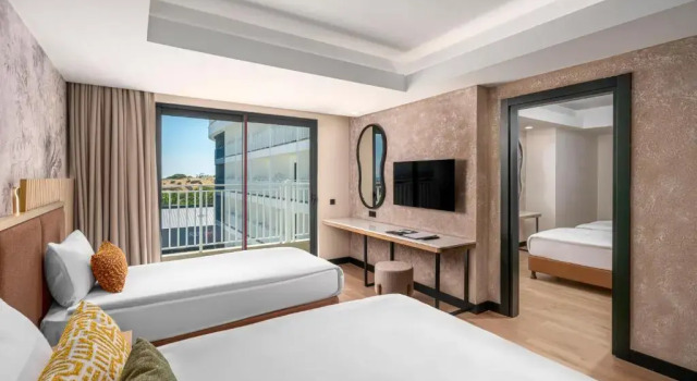 Номер семейный с балконом Отель Vox Maris Resort
