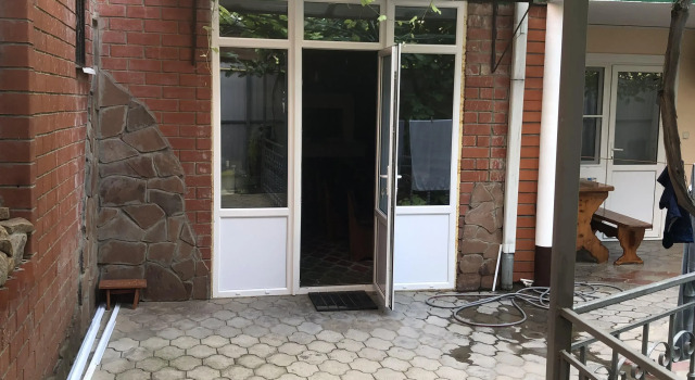 Гостевой дом Анна на Гоголя 225, Забронировать Гостевой дом Отели Побережья Анапы с парковкой, Парковка