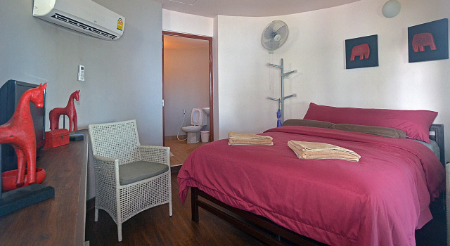 Бунгало с красивым видом из окна Koh Mak Buri Hut Natural Resort