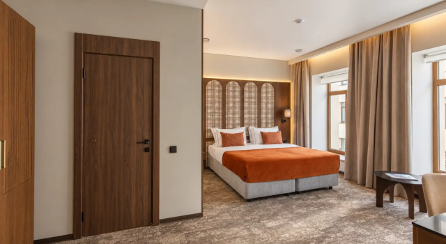 Doppel Suite Saga Hotel