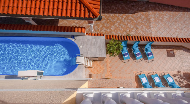 Апартаменты Royaluxs Villas and Apartments - Villa Oleander, Забронировать Апартаменты/квартира Драмаль Приморско-Горанская жупания
