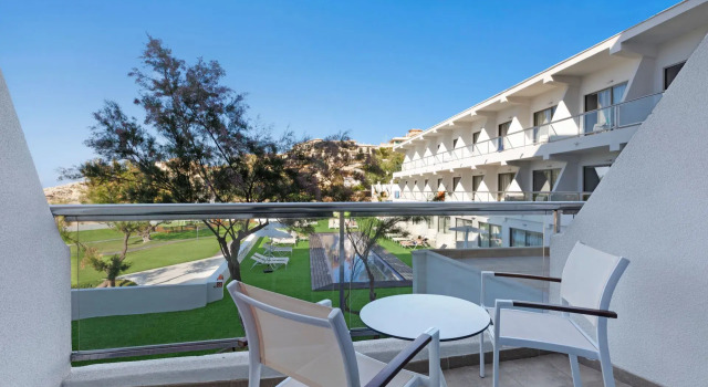 Standard Doppel Zimmer mit Balkon und mit eingeschränktem Meerblick THB Cala Lliteras