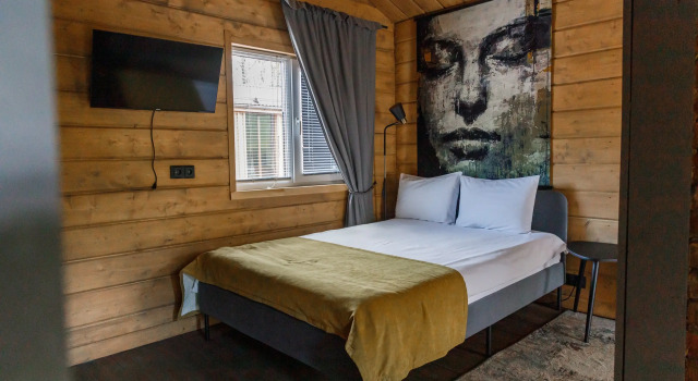 Na Lugovom 35m u reki v centre Zvenigorodava Private House, Rezervovat Rekreační dům Chaty v Zvenigorod, Chalupa