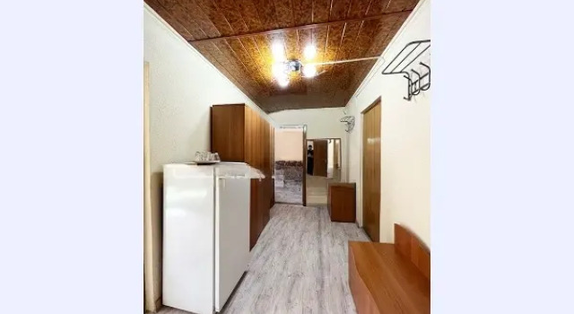 Двухместный номер Стандартный двухкомнатный с балконом Отель Снежинка (Домбай)