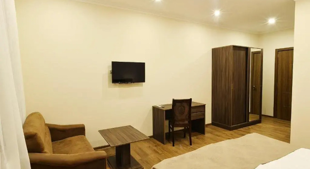 Двухместный номер Superior с балконом MGK Hotel