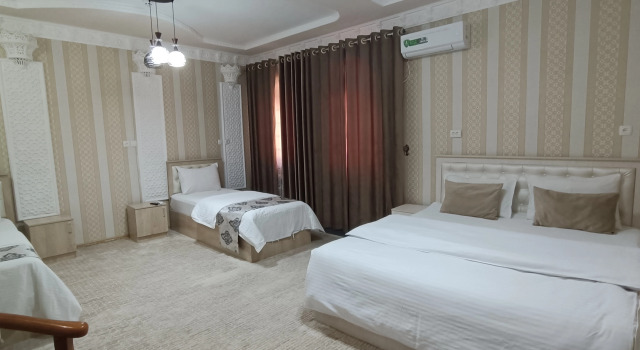 Clássico Quádruplo Família quarto Elemir Registan Boutique-hotel
