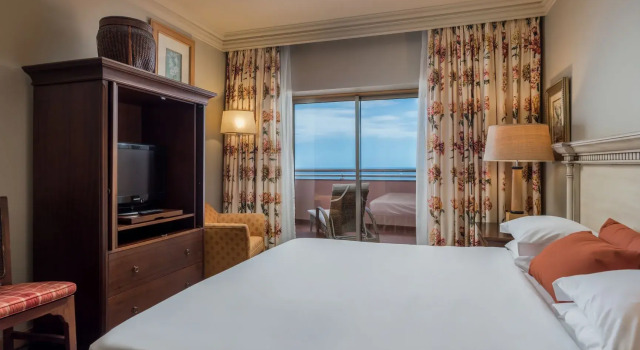Люкс Superior с балконом и с видом на океан Royal Savoy - Ocean Resort - Savoy Signature
