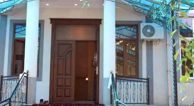 City Hostel Dushanbe, Prenota Ostello Hotel economici a Dušhanbe