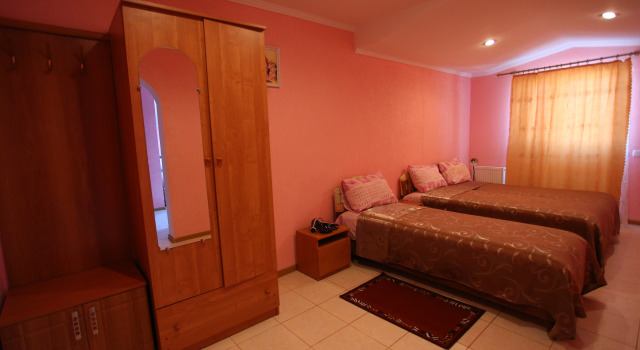 Svetlana Guest House, Book Guesthouse Zaozyornoye 