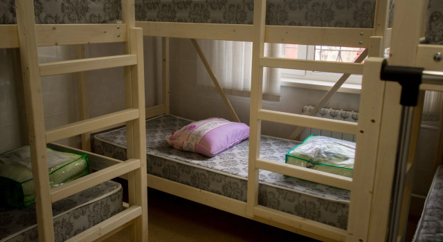Кровать в общем номере Хостел Good  Life