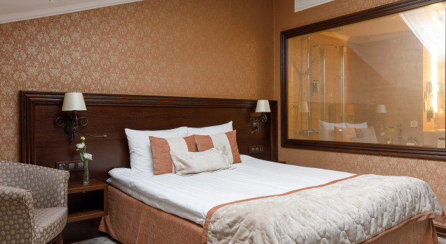 Двухместный номер Улучшенный Мансарда Garden Street Hotel