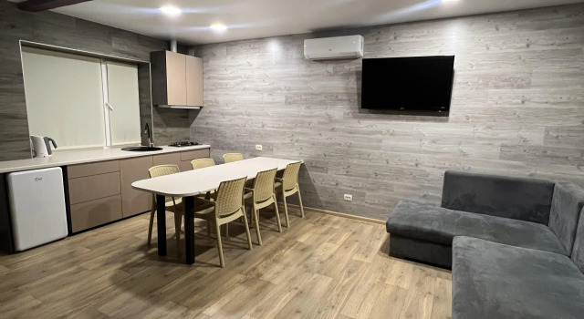 Uyut Guest House, Rezervovat Penzión Sevastopol 