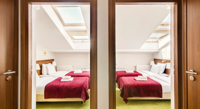 Четырёхместный номер с видом на город Hotel Yarden by Artery Hotels
