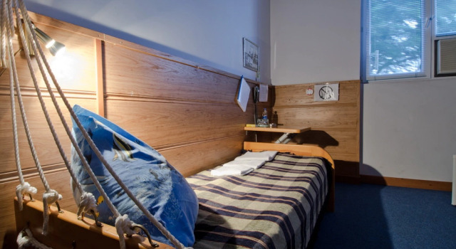 Standart tek kişilik oda Avrora Hotel