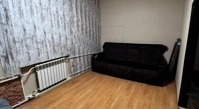 S Khoroshim Remontom Uyutnaya I Svetlaya Flat, Prenota Appartamento Hotel a Perm Krai con parcheggio, Parcheggio