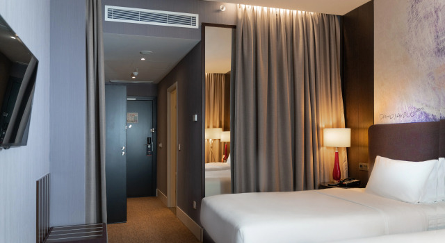 Семейный номер Standard с 2 комнатами Отель Doubletree by Hilton Moscow - Marina