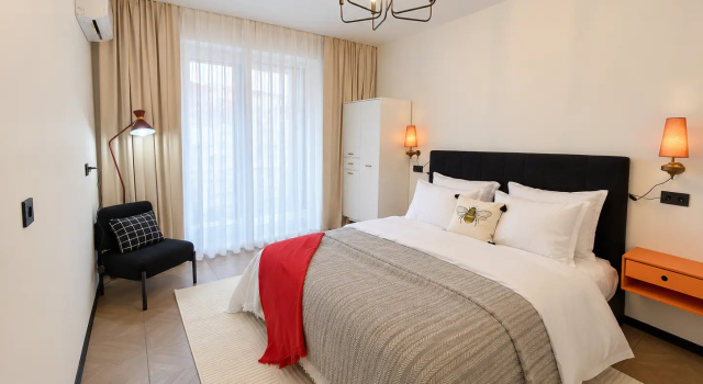 Krasny Port By Restapart Flat, Buchen Sie Ferienwohnung Hotels in Tyumen Region mit Parkplatz, Parkplätze