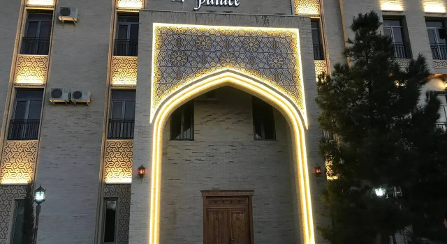 Отель Dunyo Palace