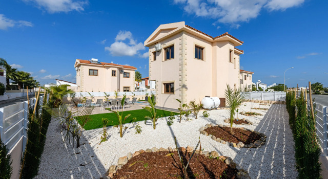 Agia Thekla Gardens-1, Rezerwuj Willa Sotira Famagusta