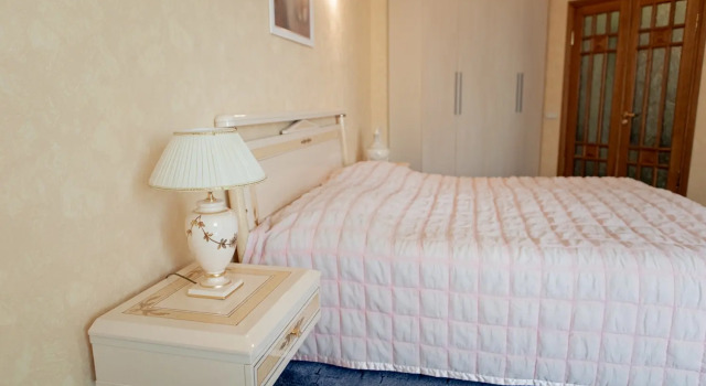 Yevrodvushka Apartments, Rezervovat Apartmán Jalta 