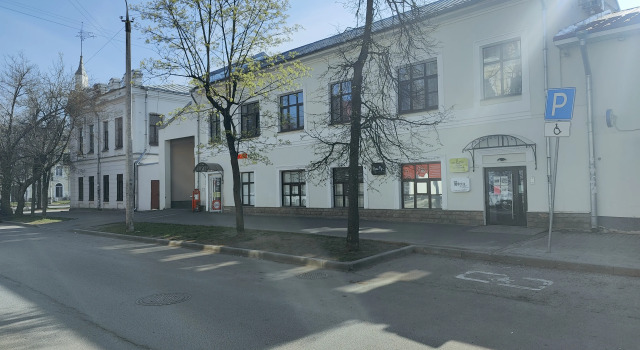 Апарт-отель Штейн, Забронировать Отель Отели Пскова с парковкой, рядом с Городской Парк Культуры и Отдыха им. А. С. Пушкина, Парковка