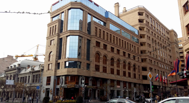 ZARA Apartment Yerevan, Prenota Appartamento Erevan Armenia