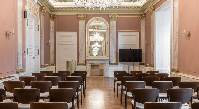 Hotel Altus Palace - Destigo Hotels, Забронировать Отель Старе Място 