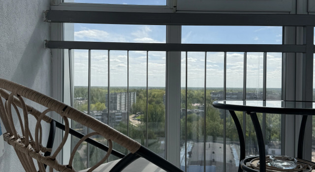 Uyutnaya Stilnaya Ryadom s Parkom s Tsentre Goroda Flat, Prenota Appartamento Hotel a Central Russia con parcheggio, Parcheggio