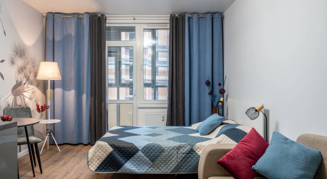 Квартира Roomyroom Ежевика, Забронировать Апартаменты/квартира Приморский район Санкт-Петербург, рядом с Пионерская